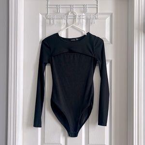 Essential Boo Hoo Body Suit! 🖤